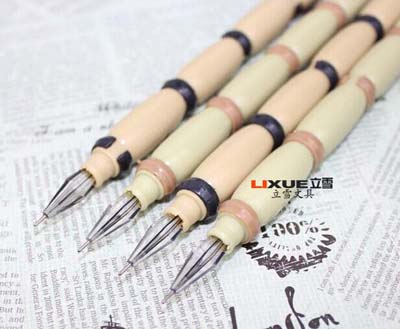 黑色中性笔0.38mm 水性笔学习用品