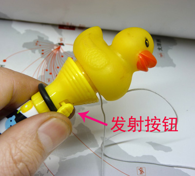 开学季创意笔 带发射的圆珠笔