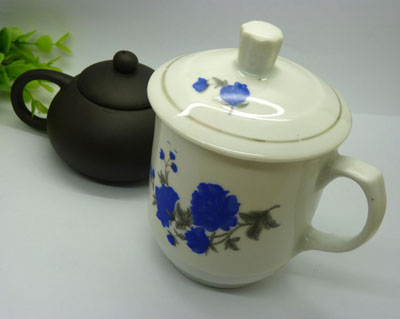 创意带盖青花瓷茶杯